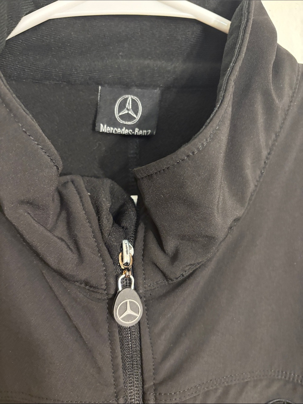 Mercedes-Benz Men's Black Zip Vest with Logo - Picture 7 of 9